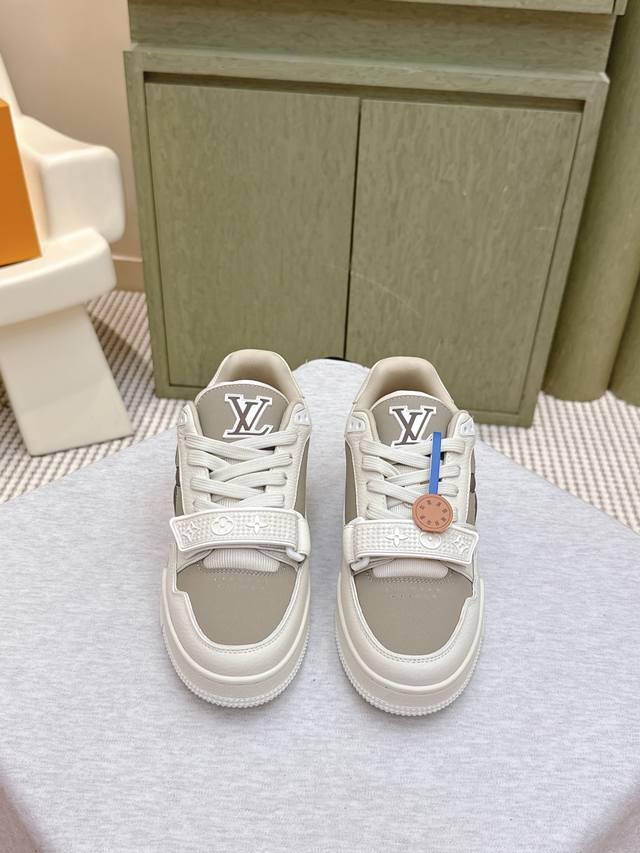 Purchasing agent level | D059Louis Vuitton 25Ss A hit from LV! Trainer sneakers