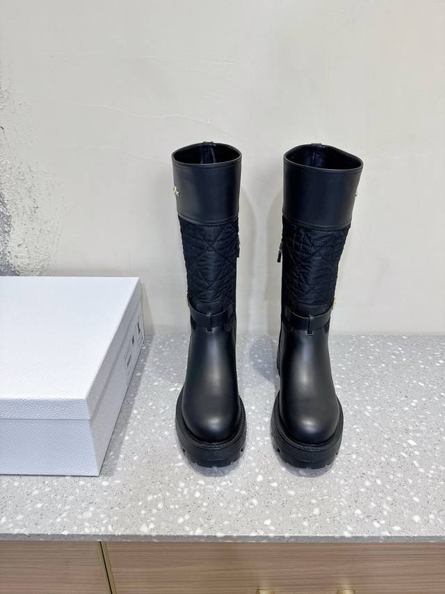 G099, comes with official website airplane box packaging. Dior's new Autumn/Wint