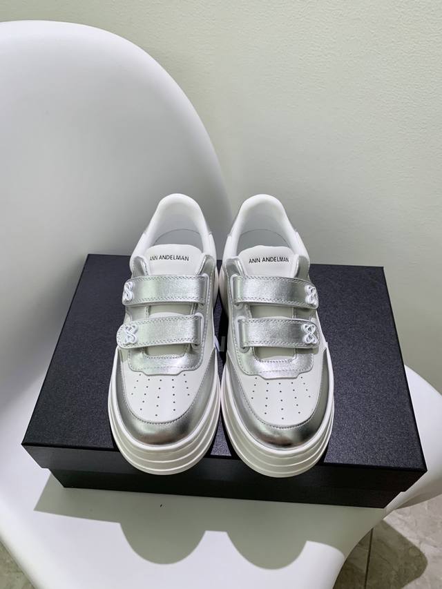 Ann Andelman's 2025 Velcro White Sneakers 2.0 are here! Say goodbye to the tedio