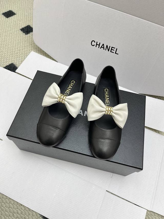 Airplane Box 10 Upgraded Chanel 25B Bow Mary Jane Slippers This season's shoes