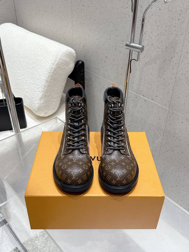 Louis Vuitton 25Ss autumn and winter new Lv couple style round toe lace-up Marti