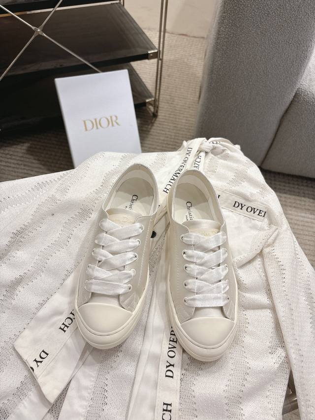 Factory Dior Dior 2025Ss new Lucky series satin white shoes skate shoes casual s