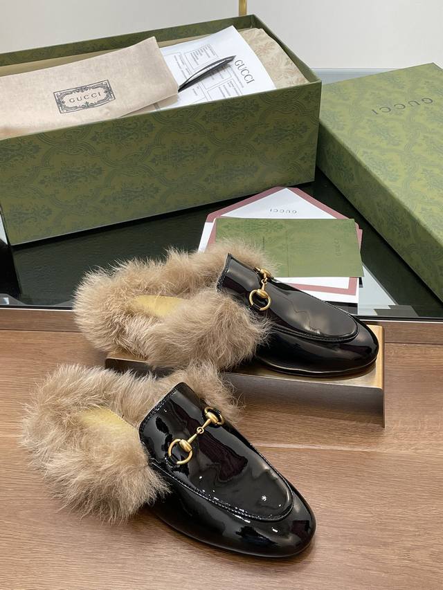 Gucci's timeless classic fur loafers Gucci high-end fur loafers 1:1 replica of t
