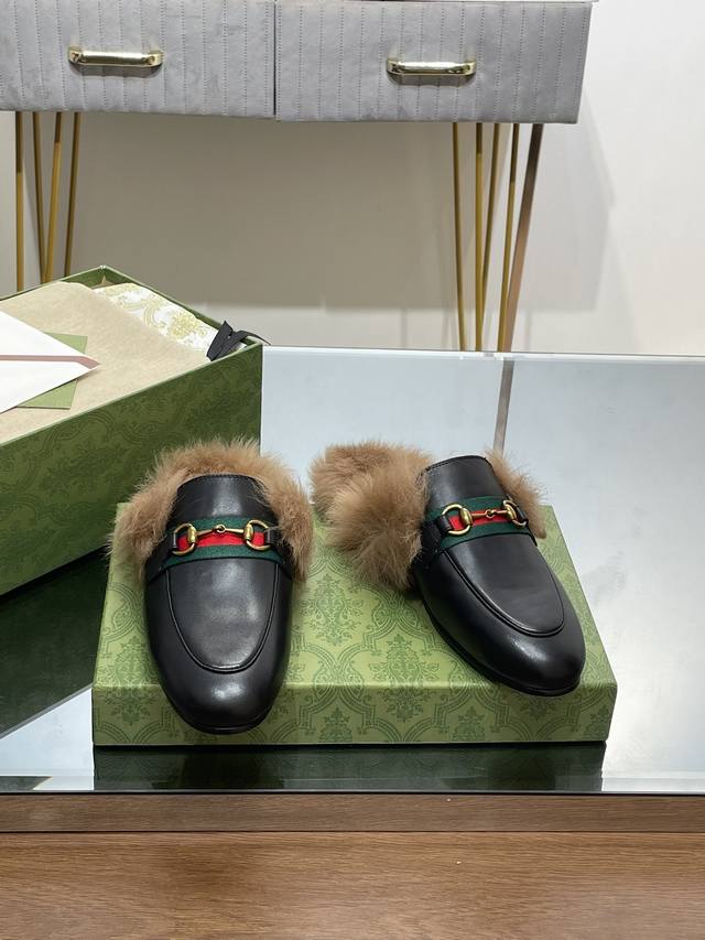 Gucci's classic black calfskin slippers Gucci high-end slippers 1:1 replica of t