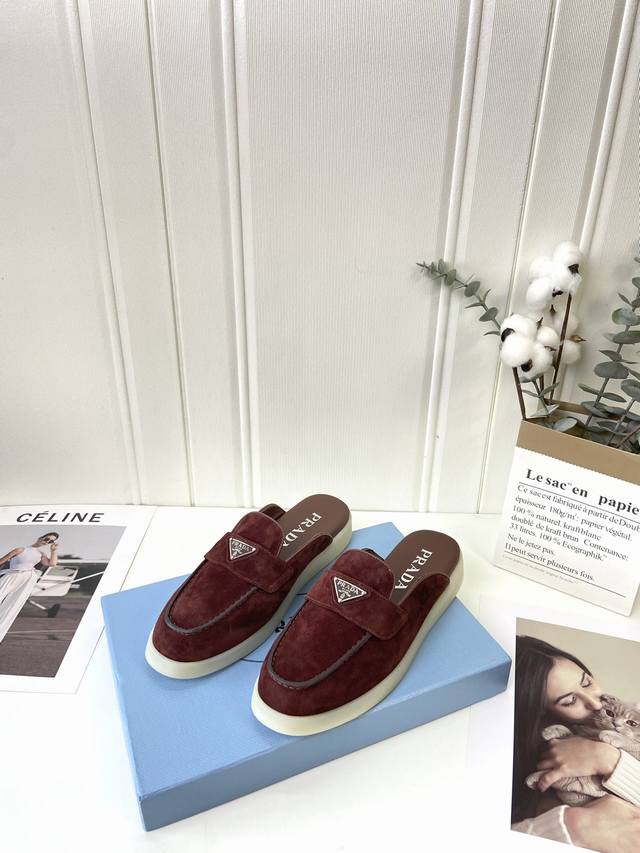 Factory batch Prada New loafers and slippers Low-key luxury slip-ons, the only