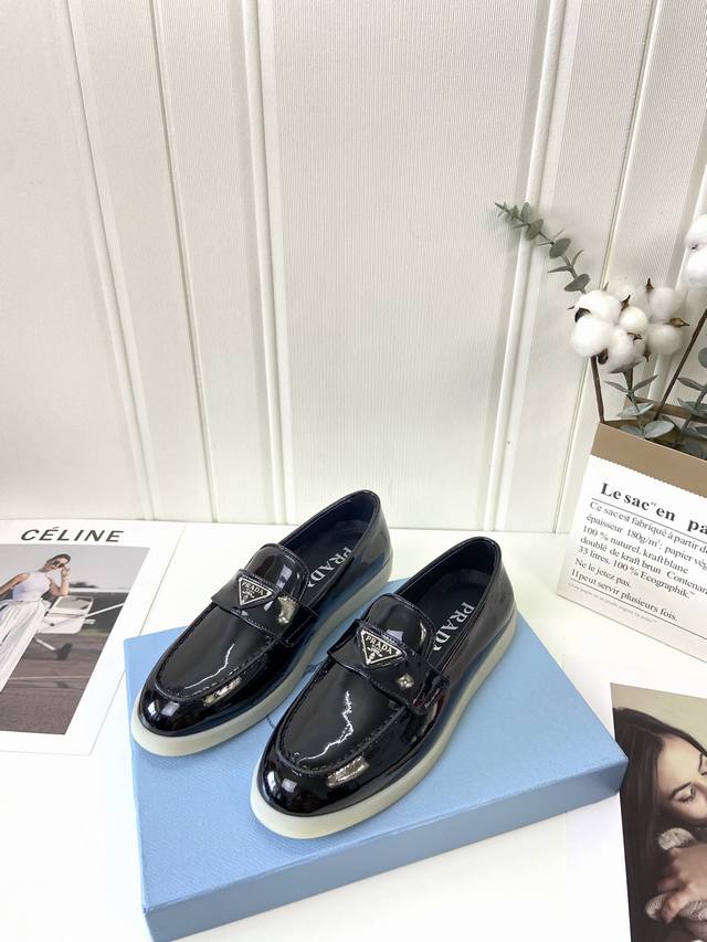 Couple's factory p batch men's 20 Prada New loafers Low-key luxury slip-ons, th