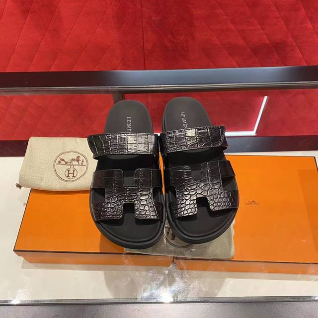 Top-tier versions for men and women, the recently popular Herm