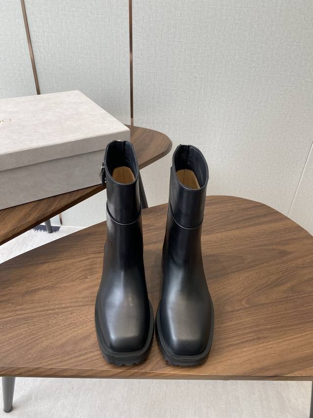 Short boots and tall boots Jimmy Choo genuine leather French retro minimalist v