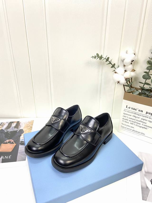 Factory p batch top version prad*A Prada Vs latest hot-selling series for spring