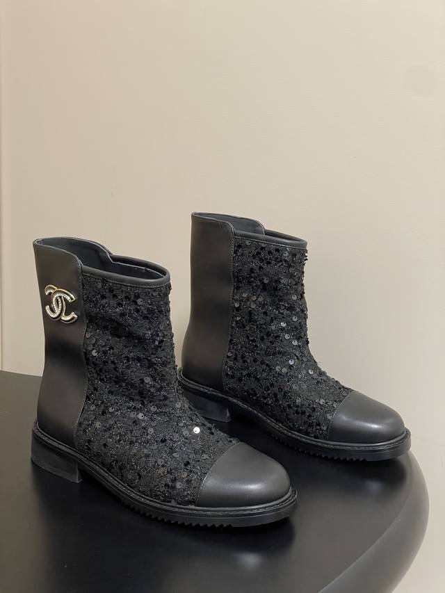 25Fw New Fall/Winter Chanel Double C Buckle Ankle Boots, Wool Short-Shaped Ankle