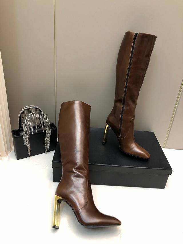 Saint Laurent counter autumn and winter hot-selling long boots, the latest side