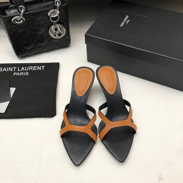 Early spring hot Ysl Saint Laurent* brand new shoe style. Only Ysl understands
