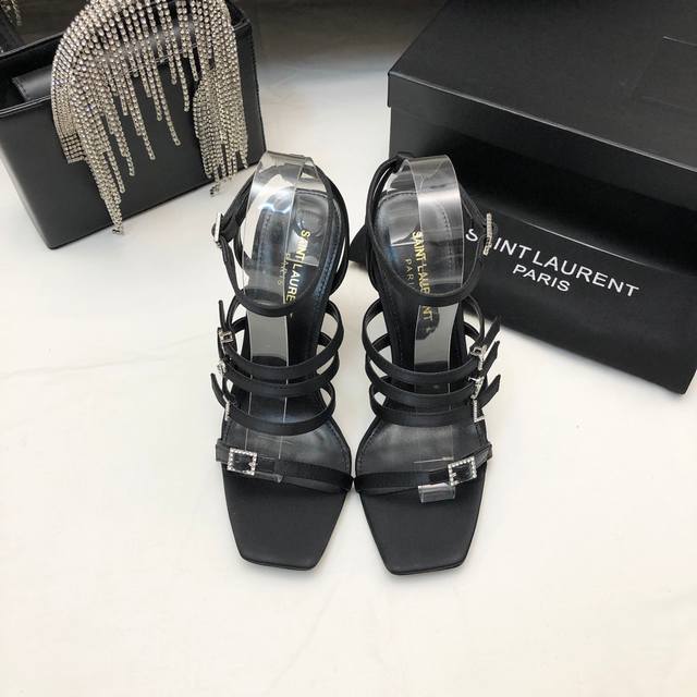 YSL diamond buckle, a three-word mantra. Summer hit Yves Saint Laurent * Brand