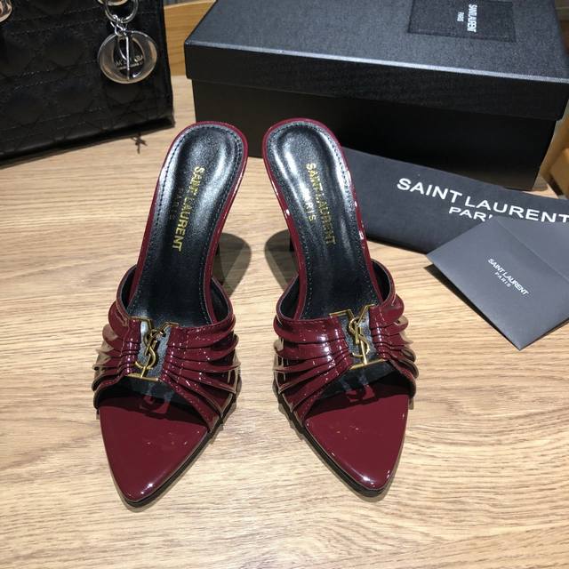 Ysl Saint Laurent* New summer arrival, elegant metal-toed high-heeled sandals. 2