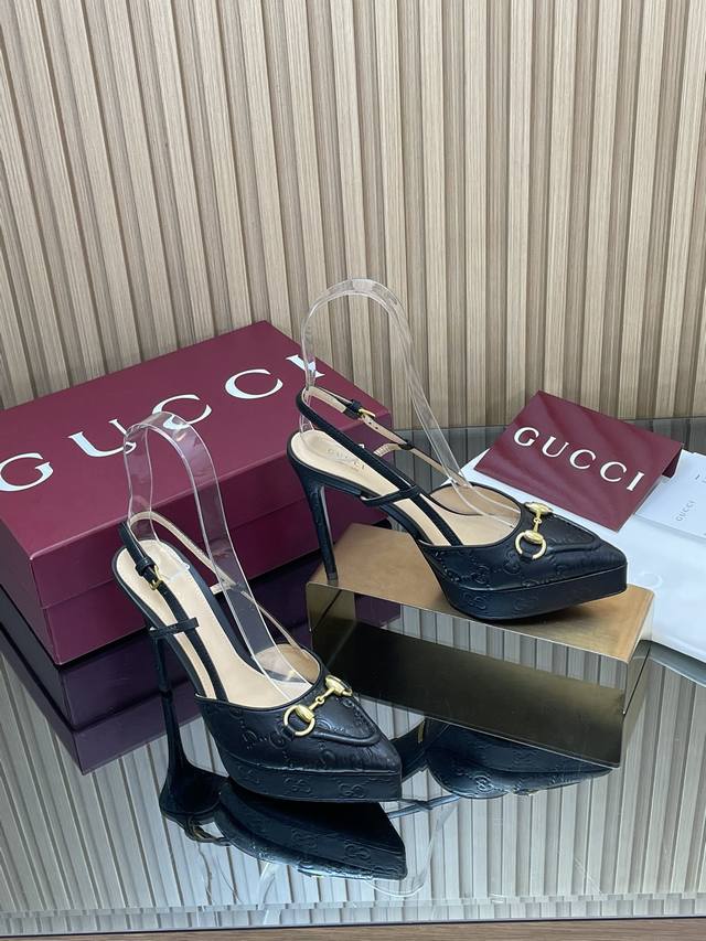 2025 Early Autumn G's new Gg embossed leather Gucci Horsebit buckle slingback sh