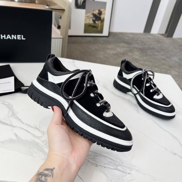 High-end Chanel, the latest Chanel K autumn and winter counter casual shoes, al