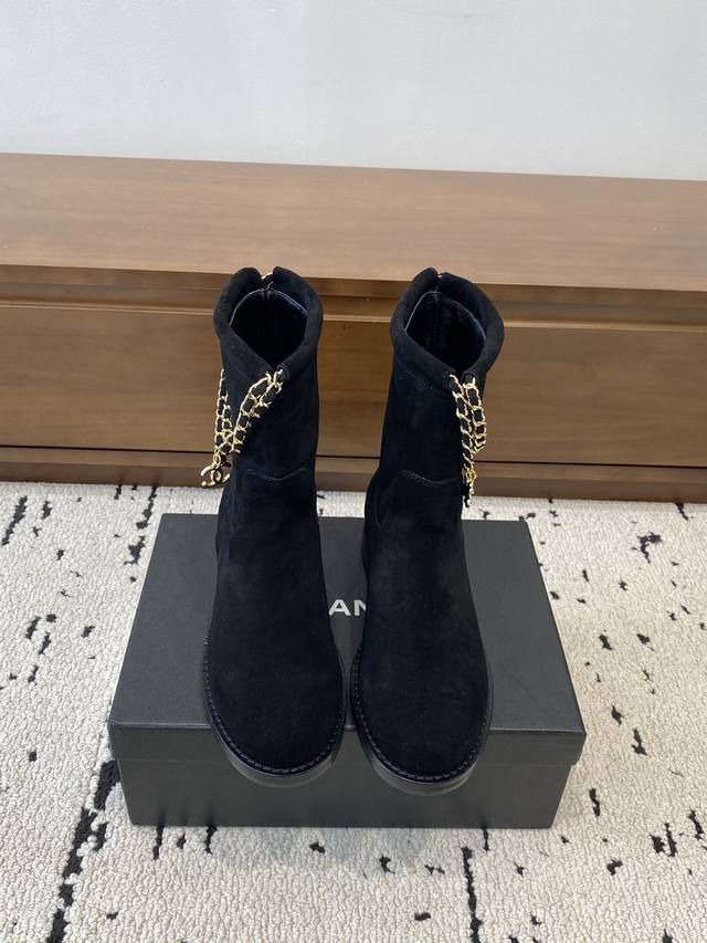 High version Chanel 2025S autumn and winter series thick-soled mid-boots, made o