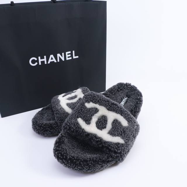 Chanel Chanel 2025 new autumn and winter lazy sheep real gradient two-color wool