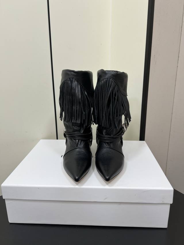 Isabel Marant 2025 | Autumn/Winter Runway Tassel Pendant Ankle Boots The recurri