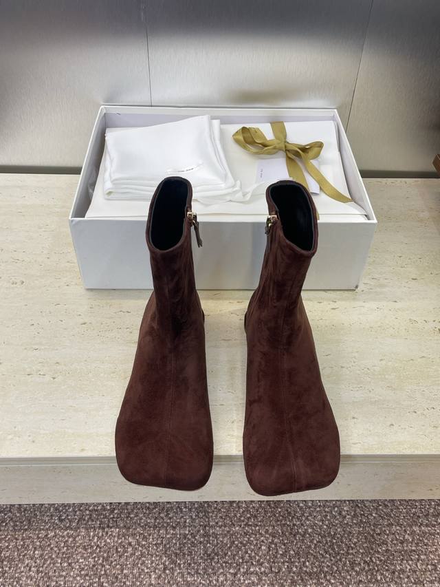 Factory p price p The Row 2025 autumn and winter new and naked Martin women's sh