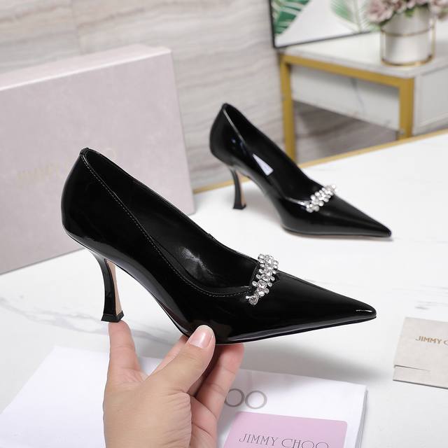 The highest-end version Jimmy Choo | Jimmy Choo's classic spring/summer hit, th