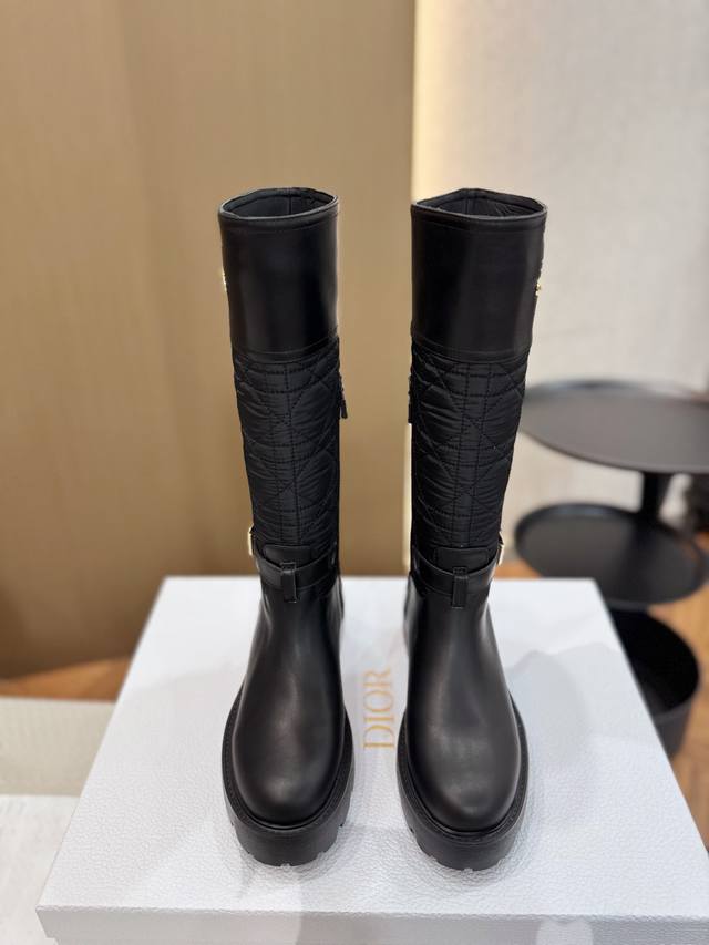 Factory direct women's shoes and sports boots, original Dior 25Ss, unique design
