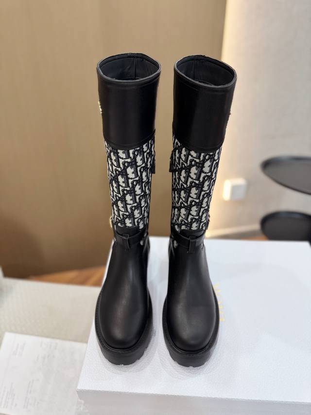 Factory direct women's shoes and sports boots, original Dior 25Ss, unique design