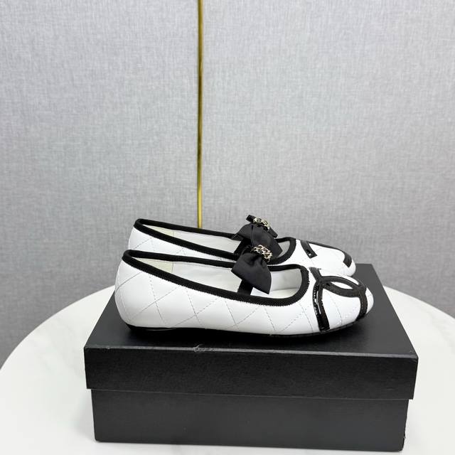 Factory direct price women's shoes and sportswear original 2025 Chanel, a must-h