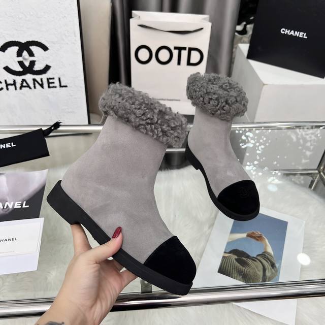 Factory direct price women's shoes and sportswear original high-quality Chanel,