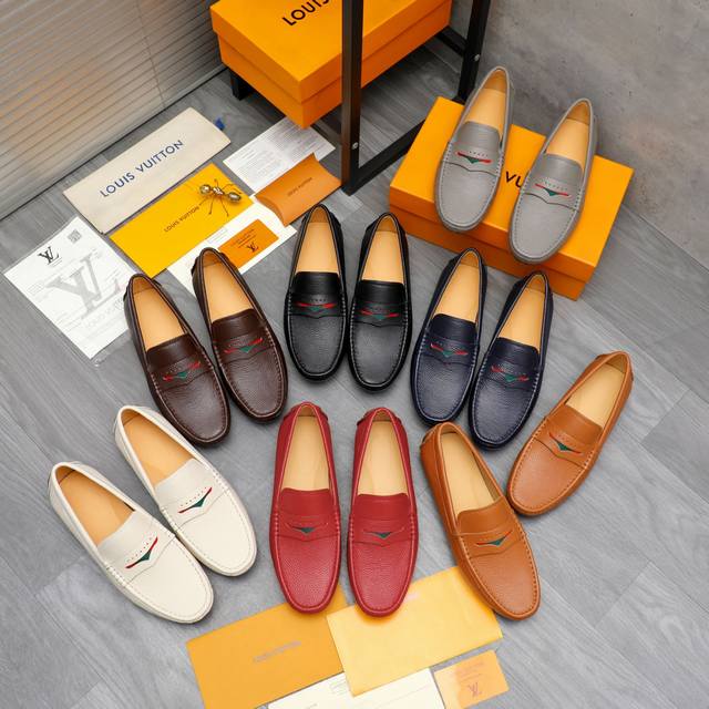 Factory direct price men's sports shoes original product. Trademark: Louis Vuitt