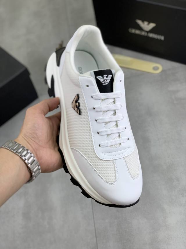 Factory direct price for men's sports shoes, original Armani new style, early re