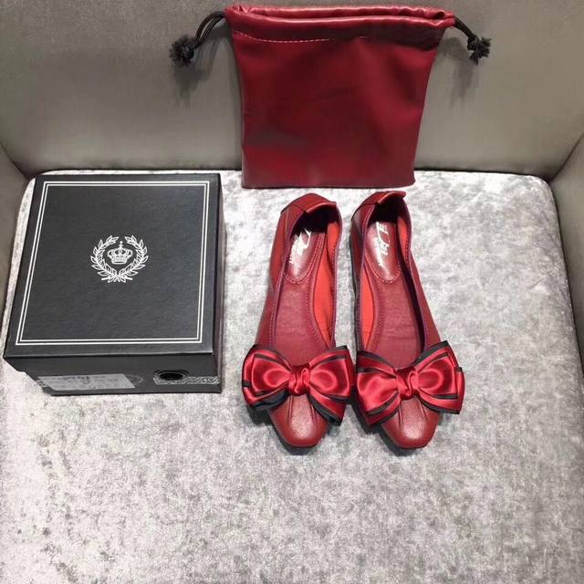 Factory Price P Women's Sports Shoes Original Single Order Ferragamo material ma