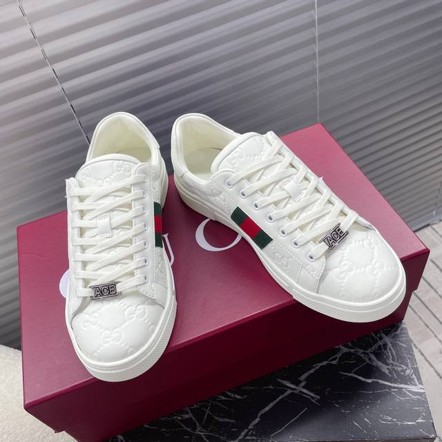 Factory direct women's shoes and athletic shoes original single item. Gucc* late