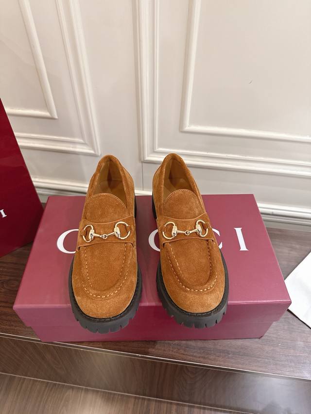 Factory direct women's shoes, sportswear, original Gucci loafers with horsebit d