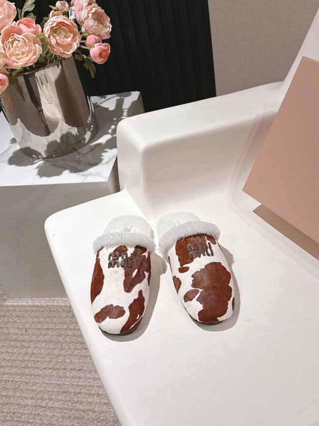 Factory direct women's shoes and sportswear original single Miumiu 25 autumn/win