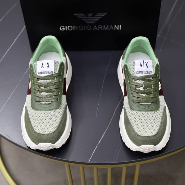 Factory direct price men's sports shoes original Brand: Armani Standard size: 38