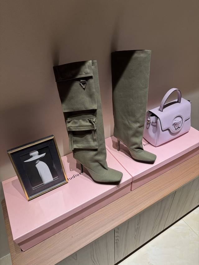 Factory direct women's shoes and sportswear original Theattico 2025 Autumn/Winte