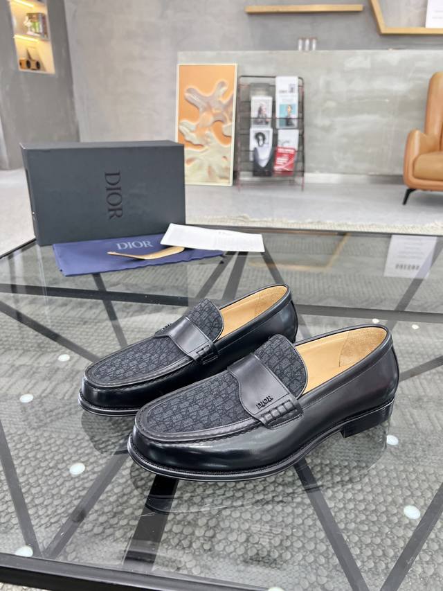 Factory direct price men's sports shoes, original D-grade, top-tier reseller, tr