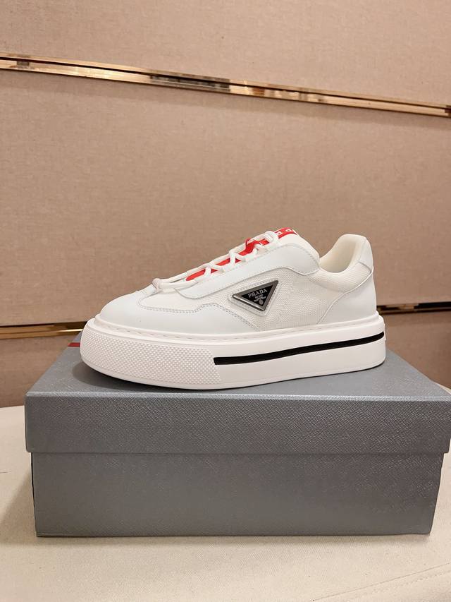 Factory direct price men's sports shoes, original high-quality new Prada shoes,