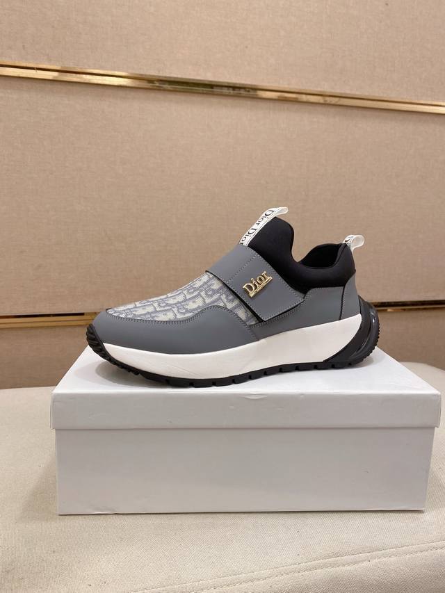 Factory direct price for men's sports shoes, original Dior new casual sports sty