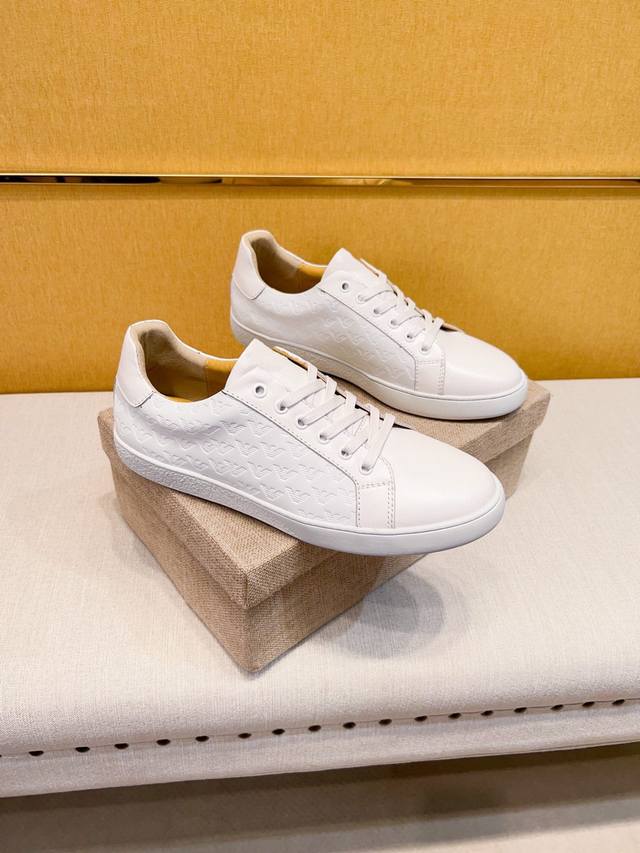 High-quality Armani men's shoes, official price. Celebrity style, original desig