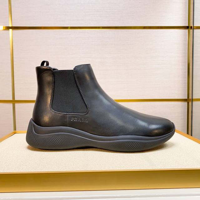 P brand autumn/winter Chelsea boots for men. Super A grade. These Chelsea boots