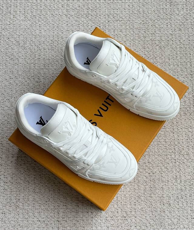 New Lv Trainer Men's Printed Sporty Casual Shoes, Available Now on the Official