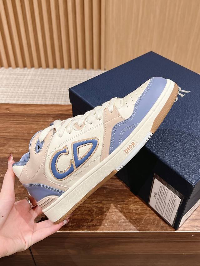 Dior & Stone Island Collaboration: Top-Quality New Arrival. This B57 sneaker is