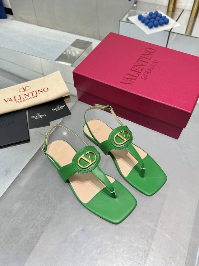 Factory P Valencia 25Ss New Slippers, another perfect design with V-buckle, aban