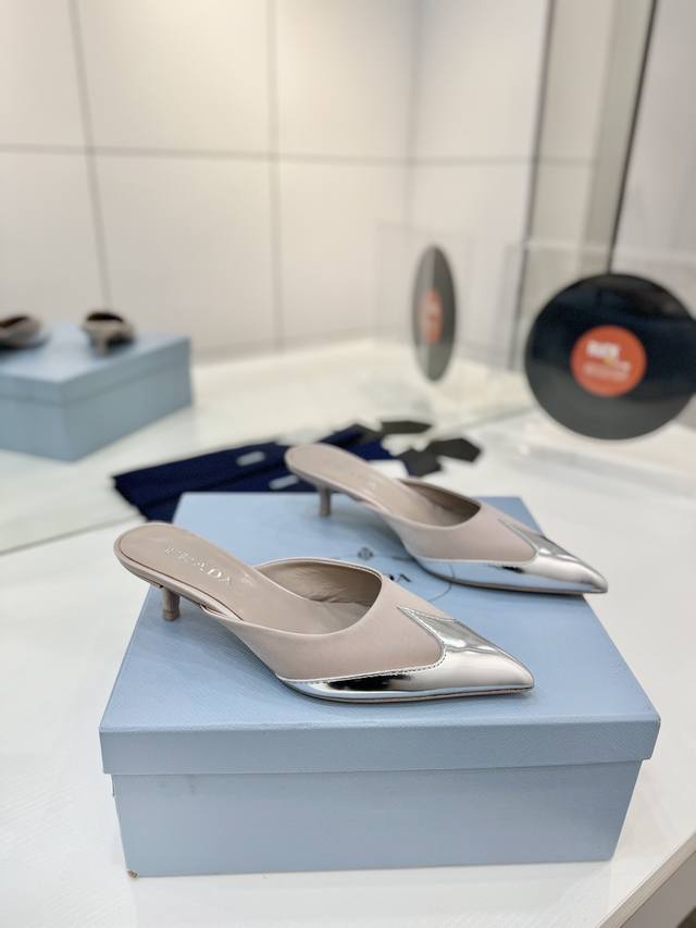 Factory direct price Prada silk slippers, Spring/Summer new arrivals. Cute and s