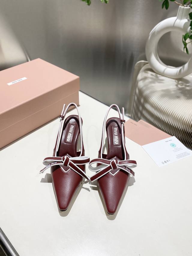 Factory Price P Miumiu 2025 New Backless Sandals Series: Stylish and Chic, Perfe