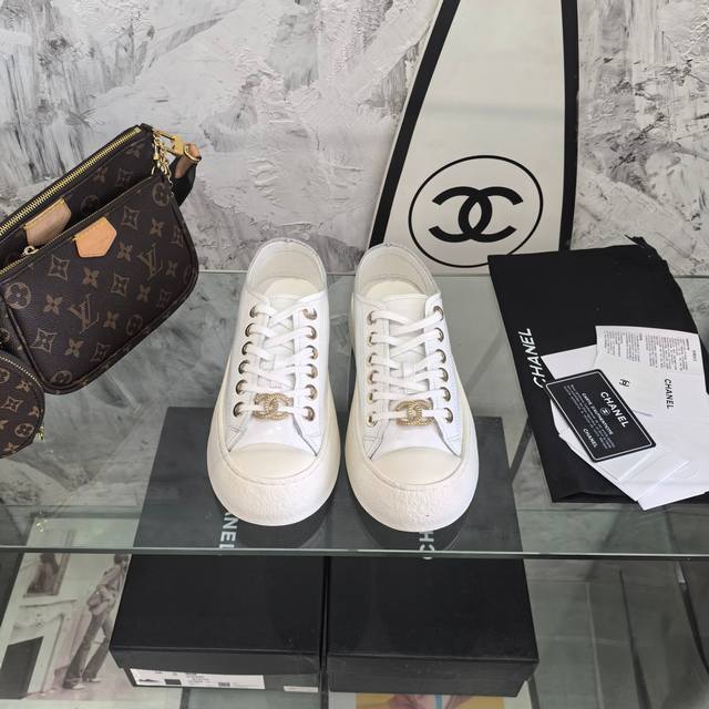 Factory direct sales, factory price. Chanel Spring/Summer new arrivals; chunky s