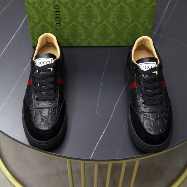 Factory Price: Brand: Gucci Standard Sizes: 38-44, 45 (Custom Made) Grade: Same