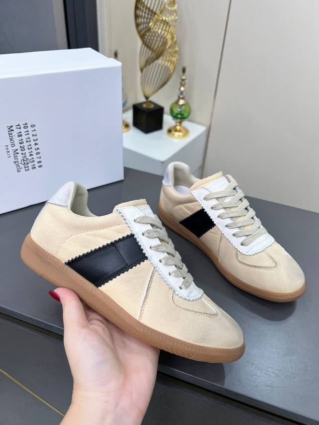 High-quality version 35-45 couple's style | German training casual sneakers, a b